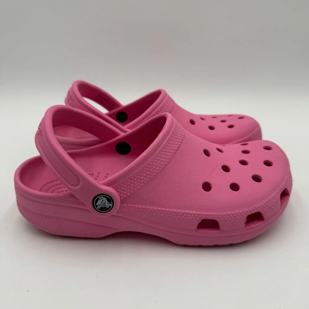 Crocs Classic Clog Barbiecore Summer Water Friendly Kids J5 Pink Flexible Light